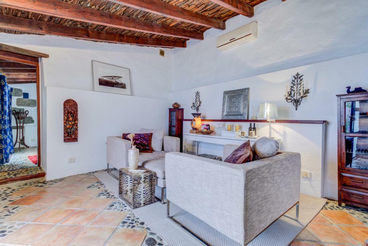 לינה וארוחת בוקר פוארטו דה מוגן Casa El Siroco מראה חיצוני תמונה